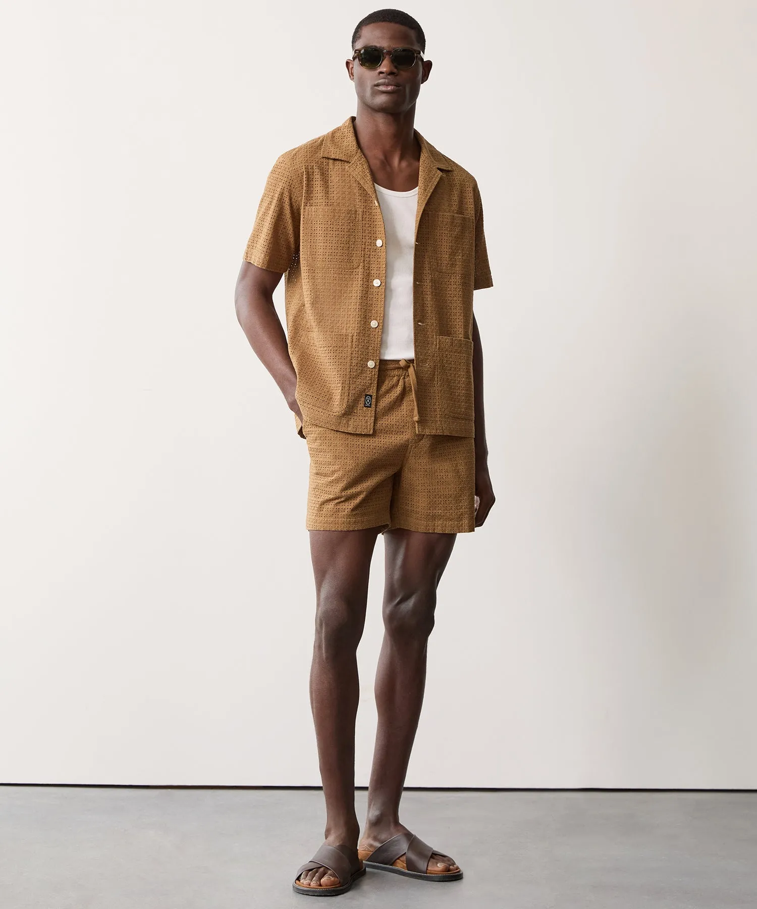 5" Eyelet Weekend Short in Vintage Brown