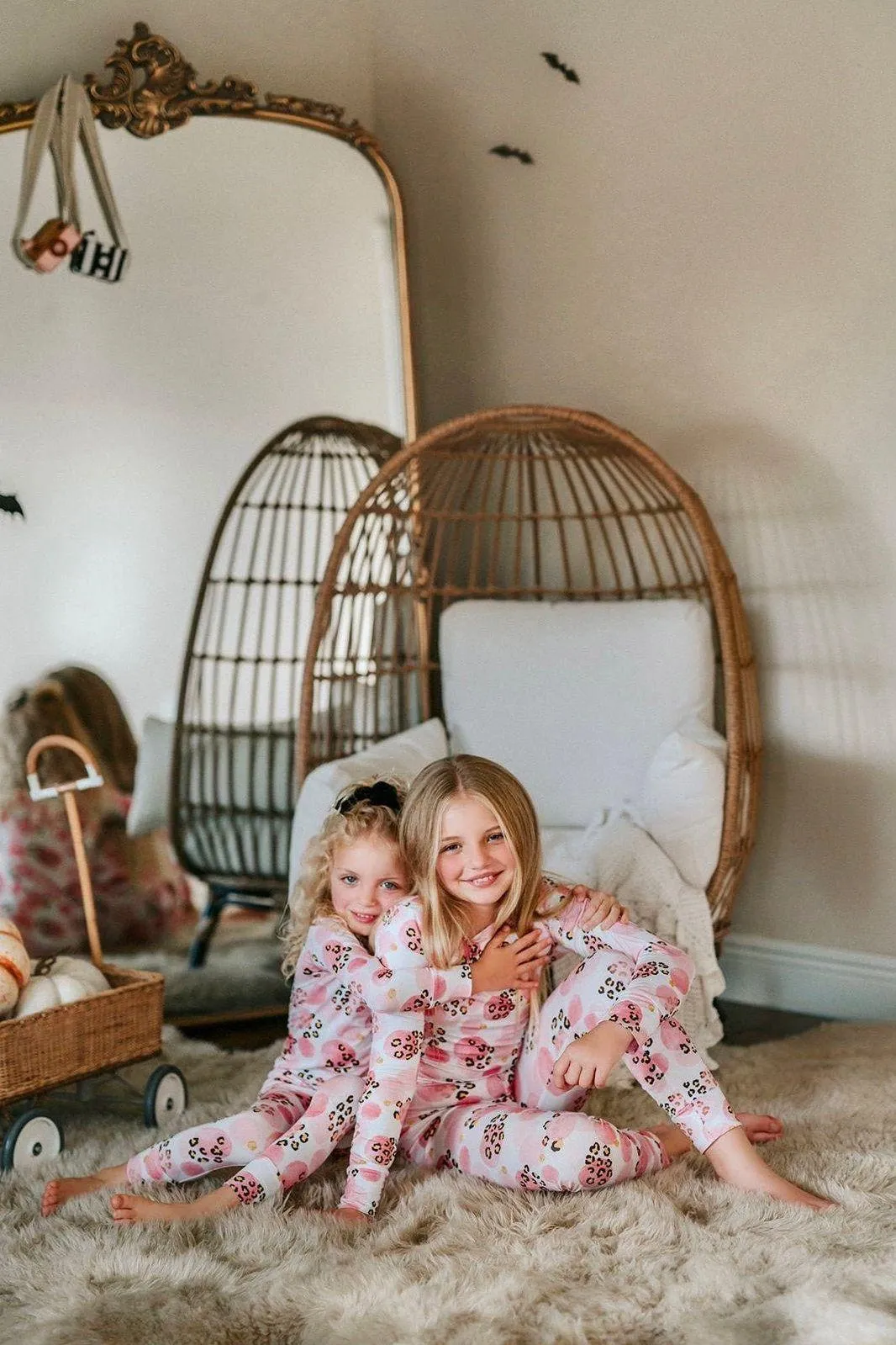 Pink and Black Leopard Print Two-Piece Bamboo Pajama Set for Kids