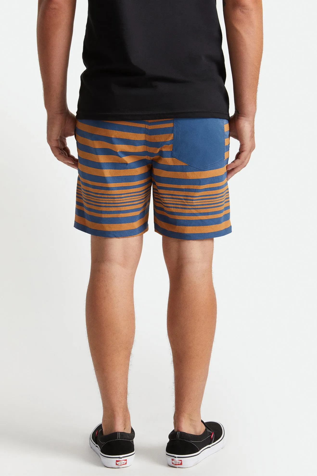 Voyage Hybrid Short - Joe Blue/Lion